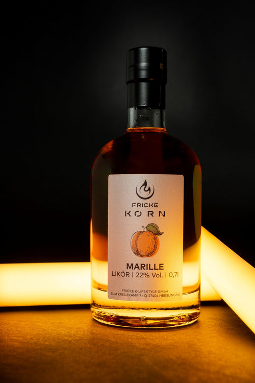 FRICKE KORN Marille 0,7-l-Flasche, Produktaufnahme